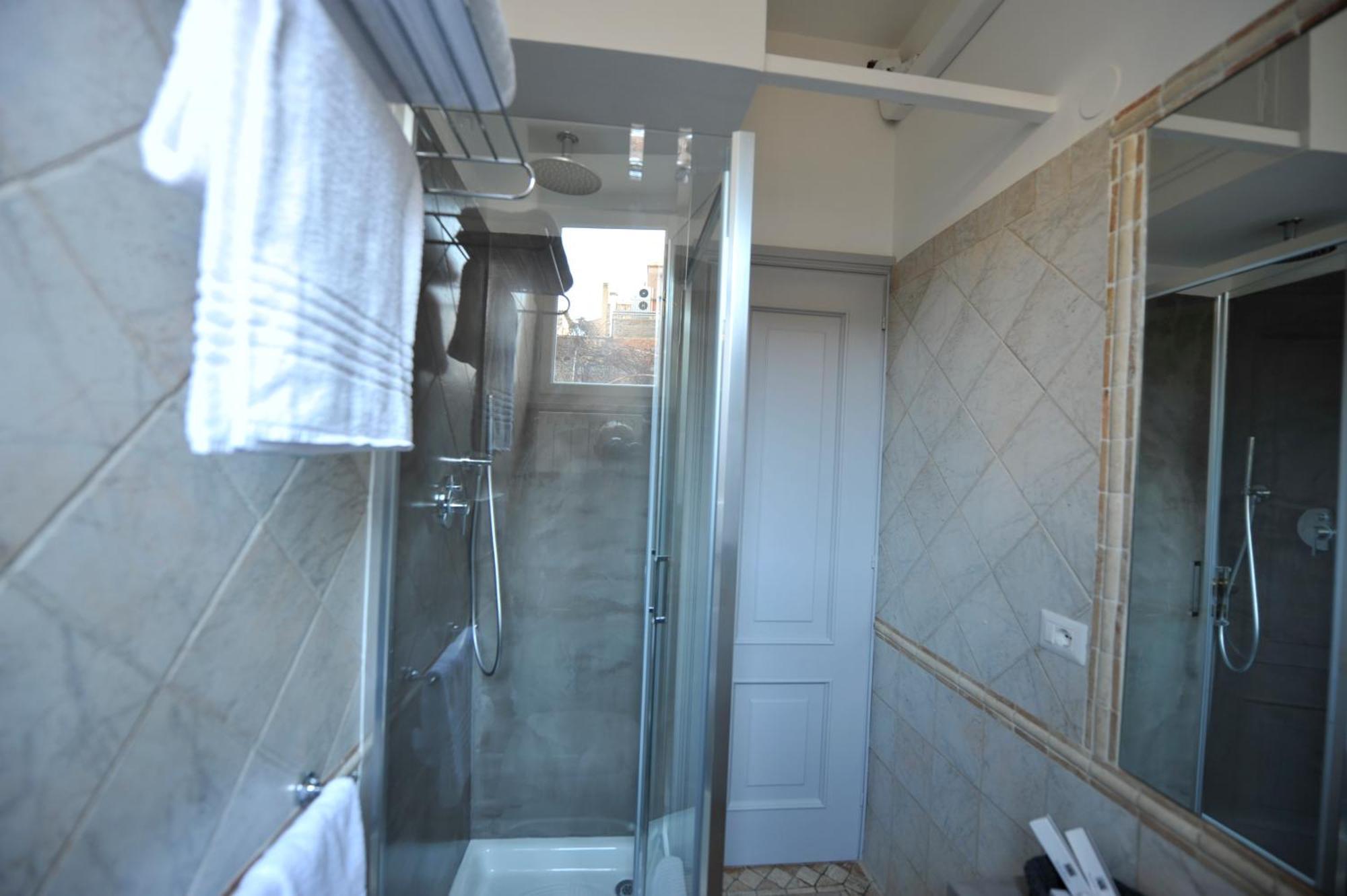Rome Frattina27 Hotel Room photo