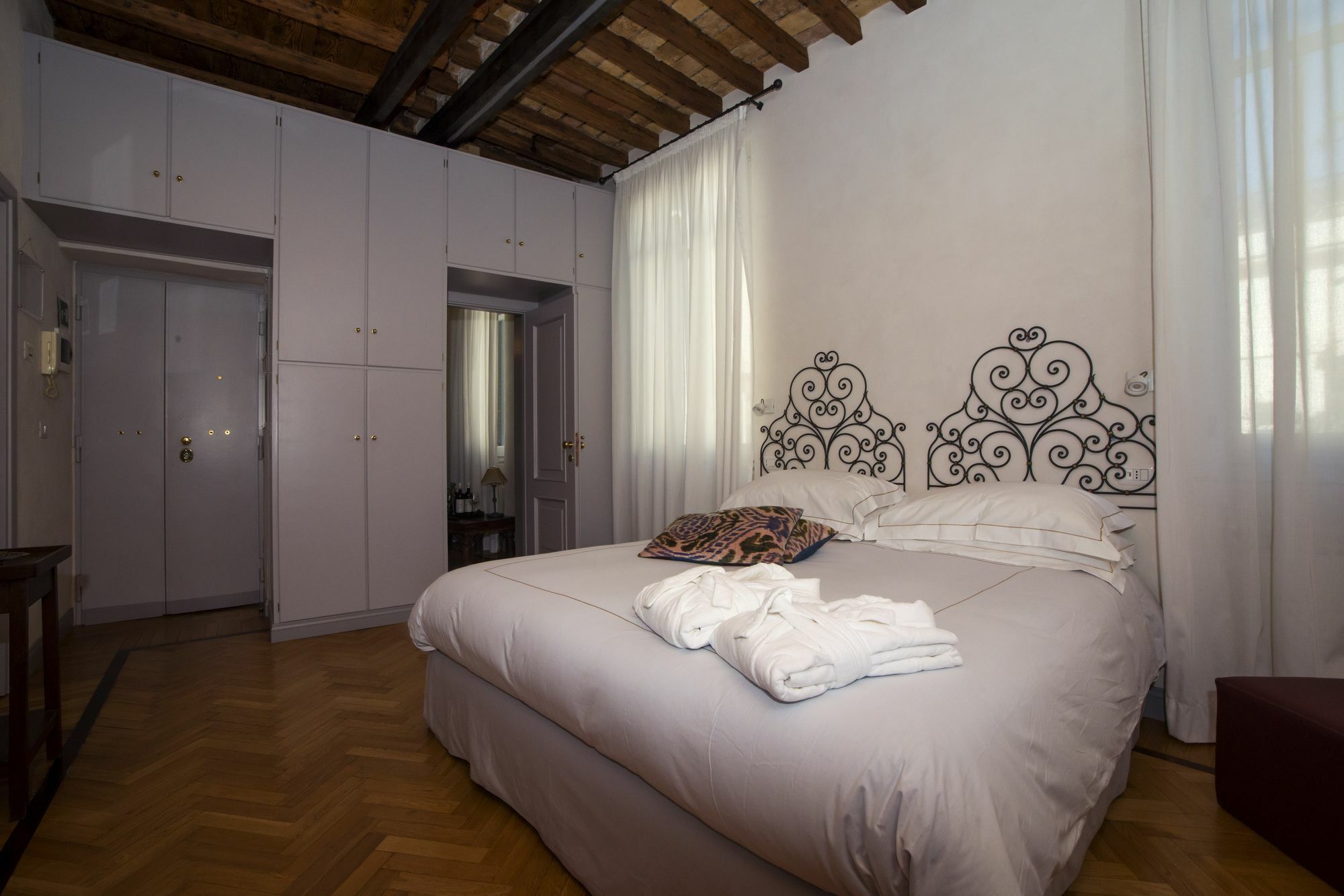 Rome Frattina27 Hotel Exterior photo